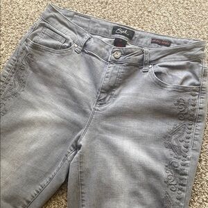 Earl Jeans Ladies 12 Gray Skinny Ankle Style#M1040A Embroidered Sides of Legs